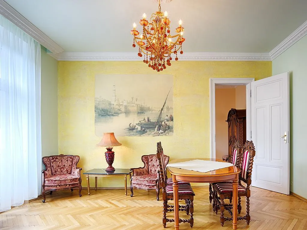Lyra Apartments Karlovy Vary