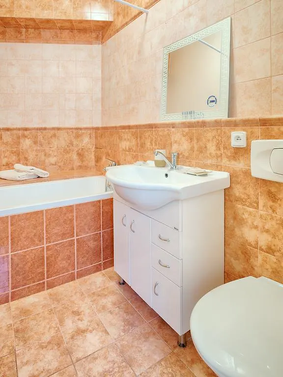 Lyra Apartments Karlovy Vary Czech Republic