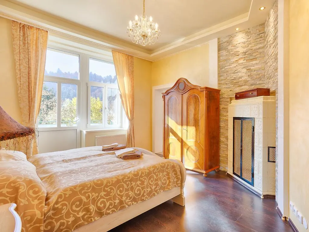 Lyra Apartments Karlovy Vary 0*,