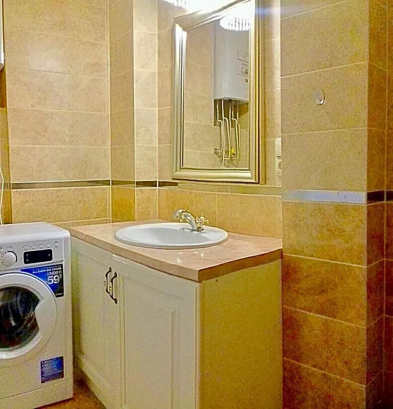 Lyra Apartments Karlovy Vary 0*,