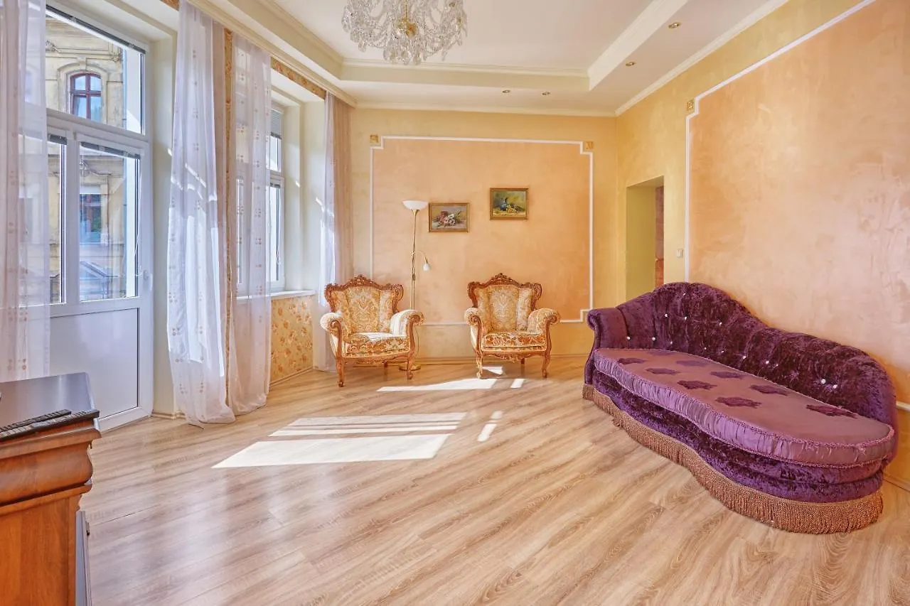 Lyra Apartments Karlovy Vary 0*,